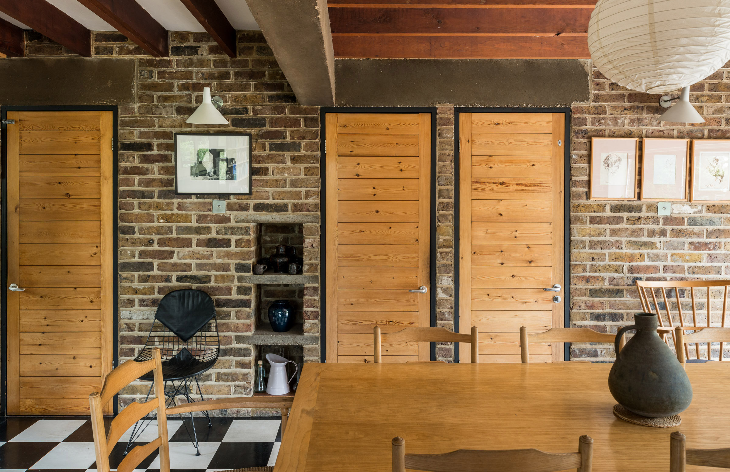 A post-war gem by Alison and Peter Smithson hits the market for the first time ever
