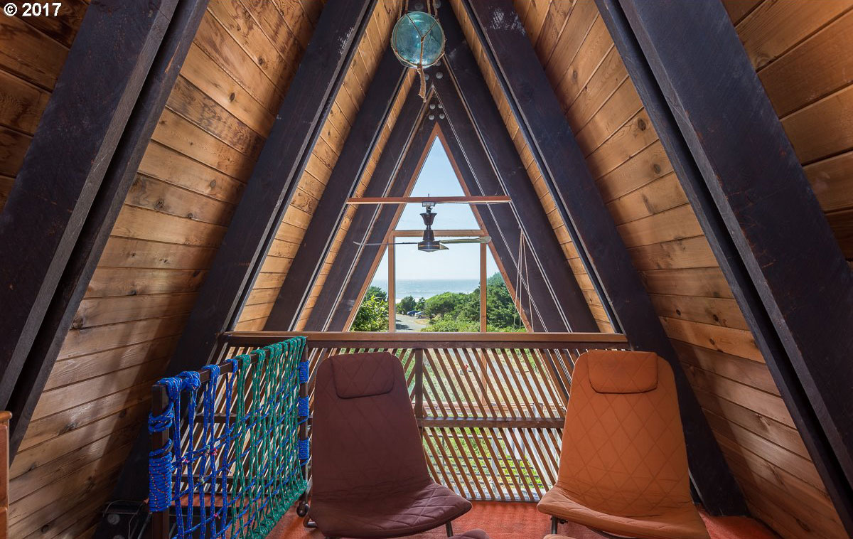 Aframebeachcabinforsale7 The Spaces