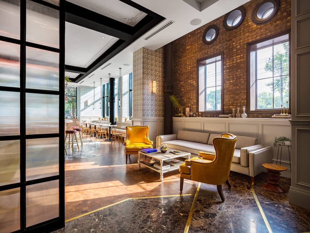 Broadview Hotel