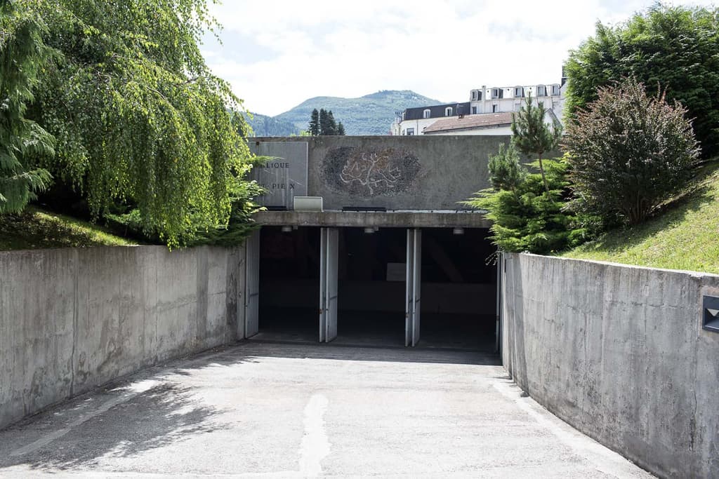 Subterranean churches in France