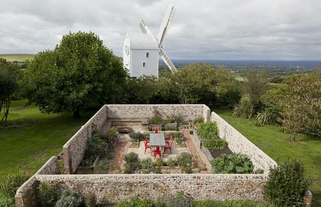 Holiday home of the week: a restored granary in the UK’s Sussex