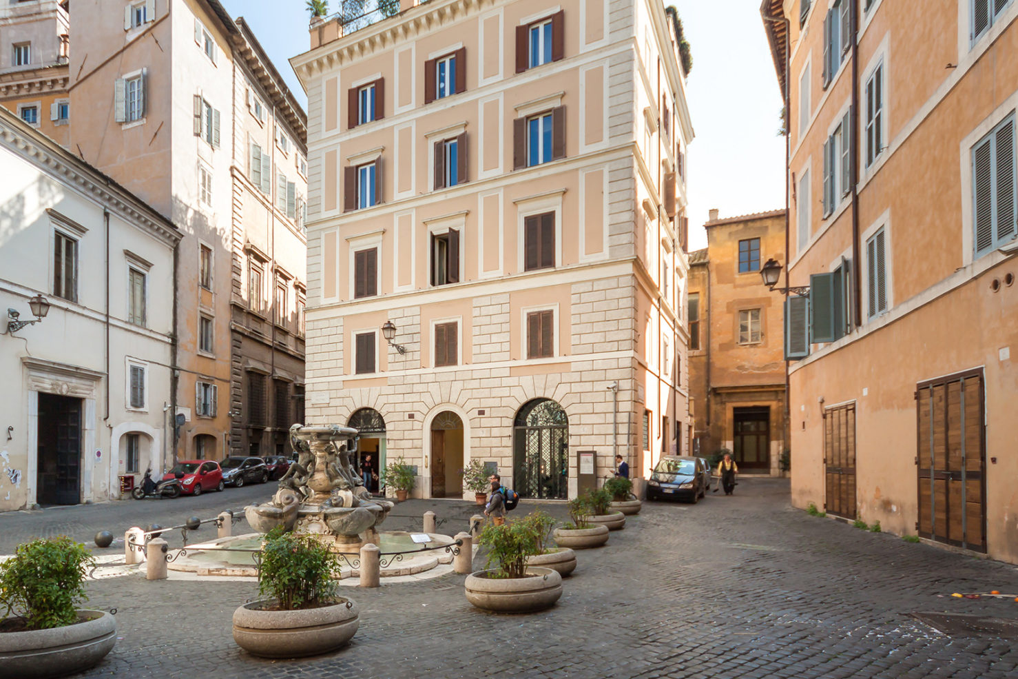 Holiday Home Of The Week A Fresco Filled Apartment In Rome   Rome Apartment For Rent 17 1478x985 