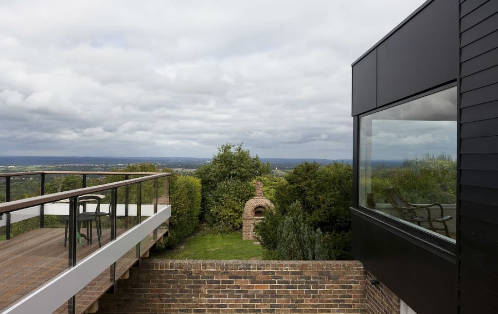 Holiday Home to rent in West Sussex UK by Architect Featherstone Young