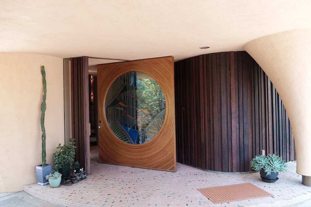 Adam Štěch captures bespoke details of forgotten Modernist gems