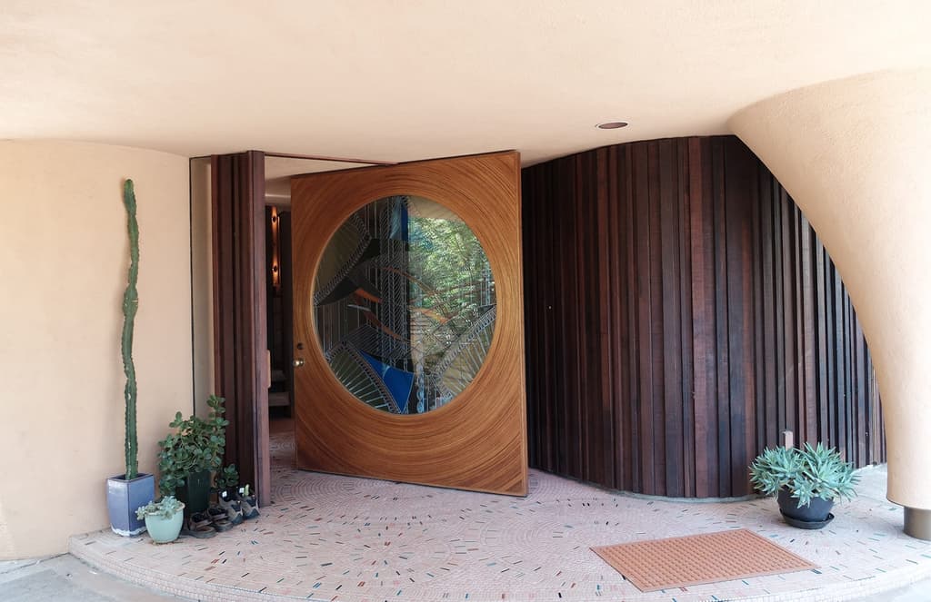 Adam Štěch captures hidden details of Modernist gems