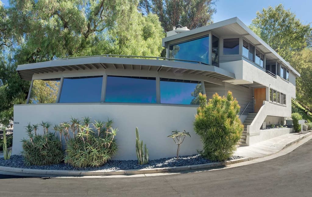 Roxy Roth Residence by Rudolph Schindler