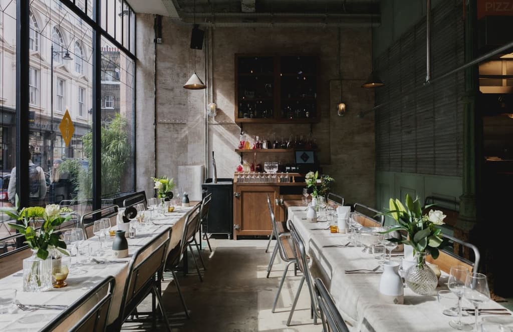 Red Deer revives an Edwardian canteen as a restaurant and workspace in London