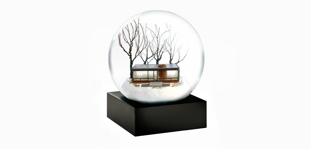 The Spaces Xmas giftguide - Glass House snow globe