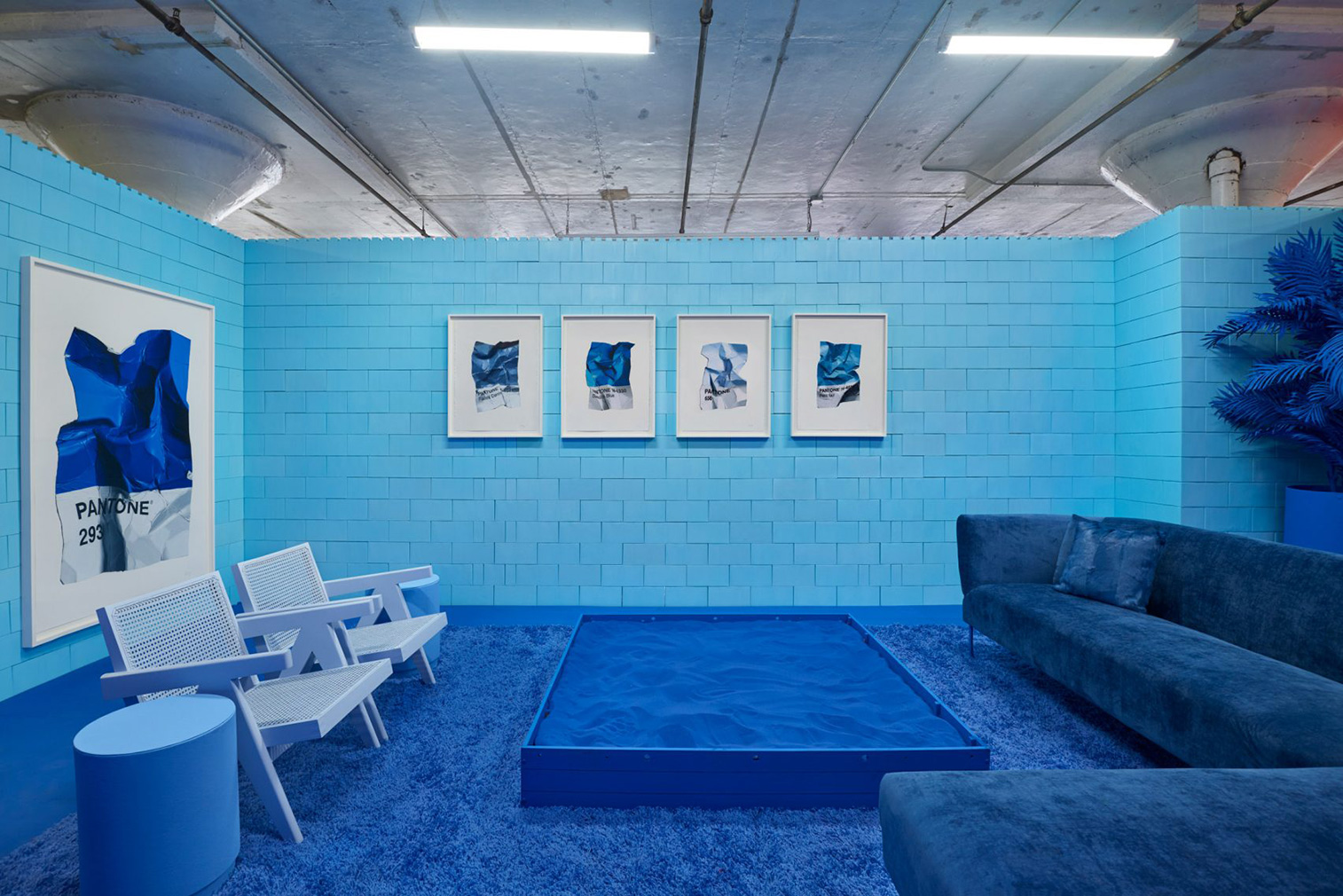 Artist CJ Hendry brings Pantone colours to life in this Instagramable installation