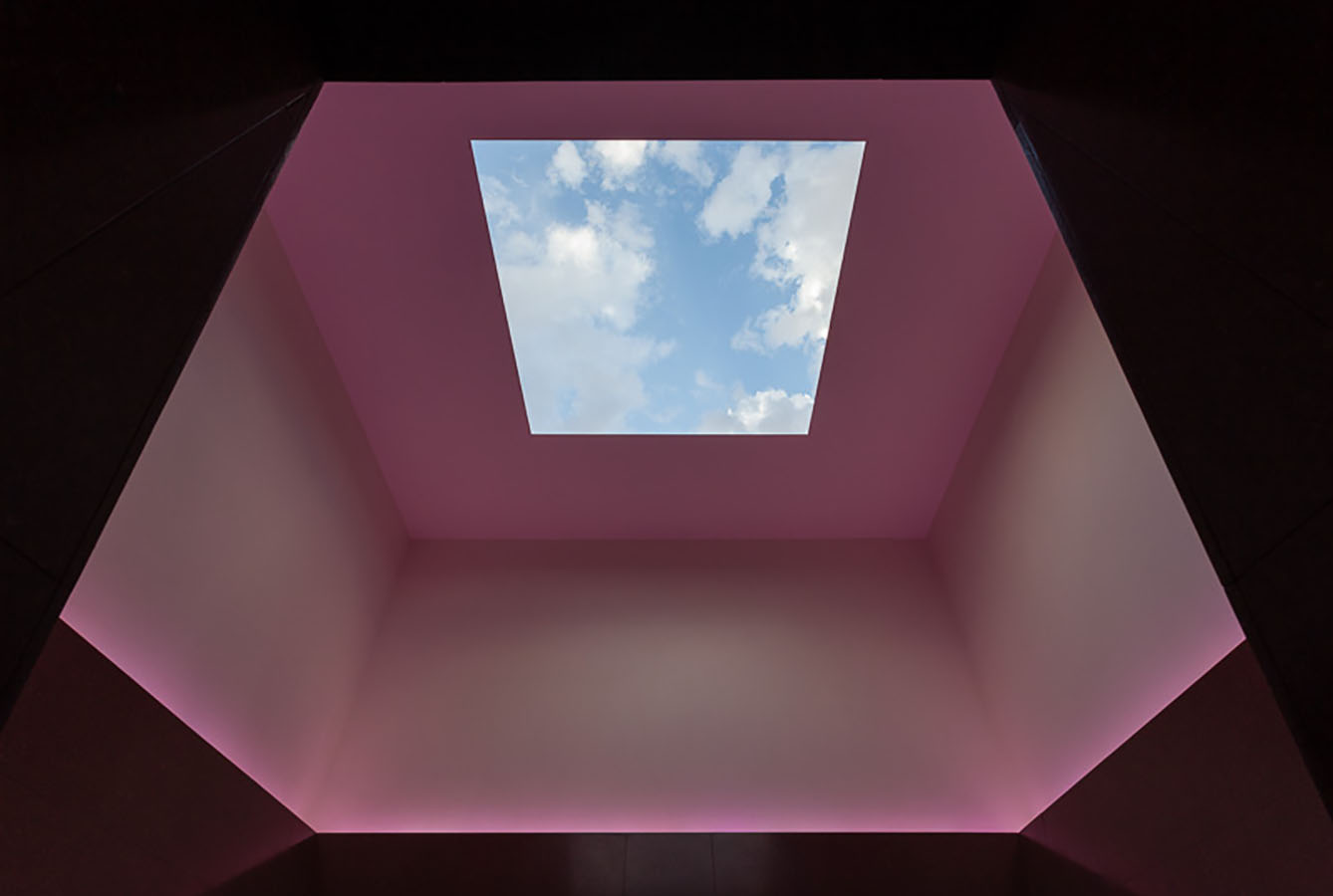 Las Vegas prefab with a James Turrell Skyspace