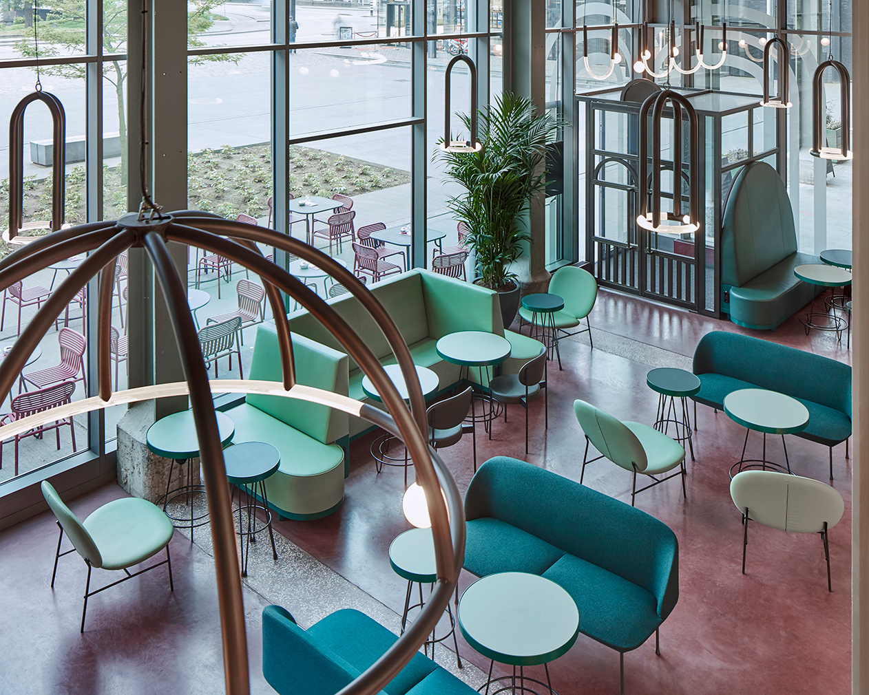 Studio Modijefsky serves up a feast of colour at new Maastricht restaurant The Commons