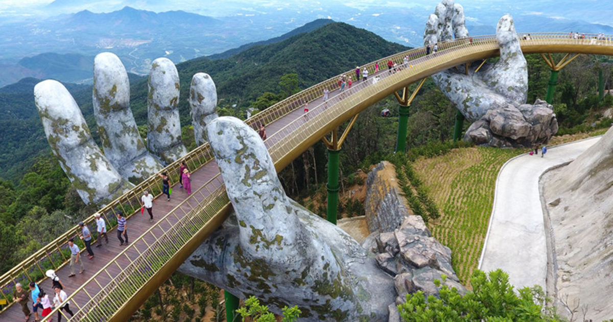 Giant hands lift up Vietnam’s Golden Bridge