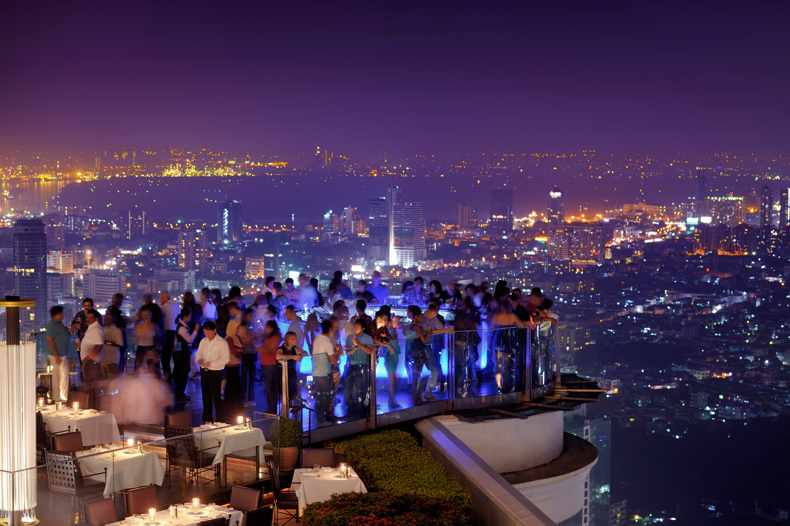 Sky bar - the world's highest open air bar and restaurant