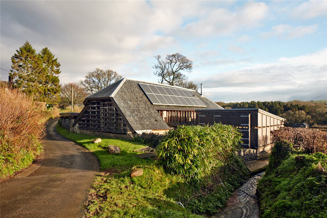 A RIBA award-winning former cattle barn hits the market in Devon