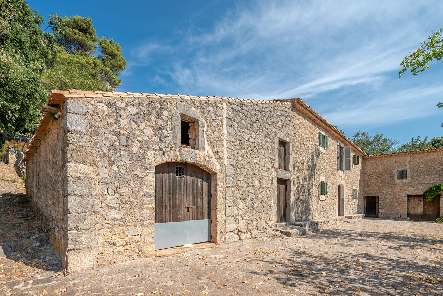 Mountainside Mallorcan finca with 550 acres of olive groves and acorn forest hits the market