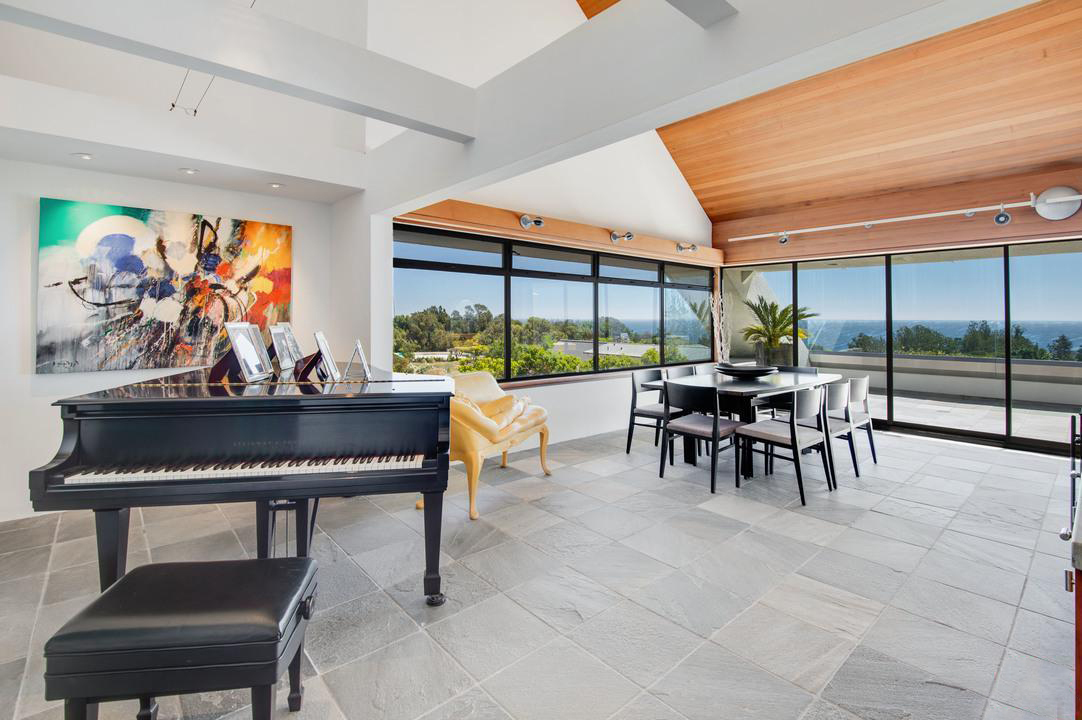 Malibu home made famous by Star Trek lists for $5.7m