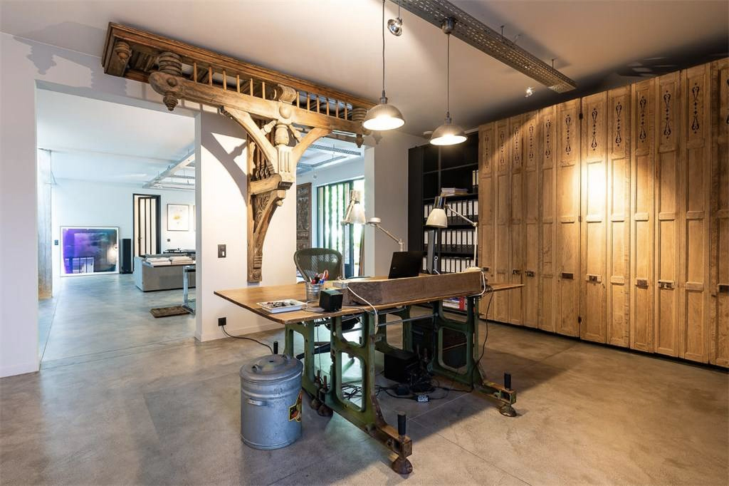 Warehouse home for sale in Brussels