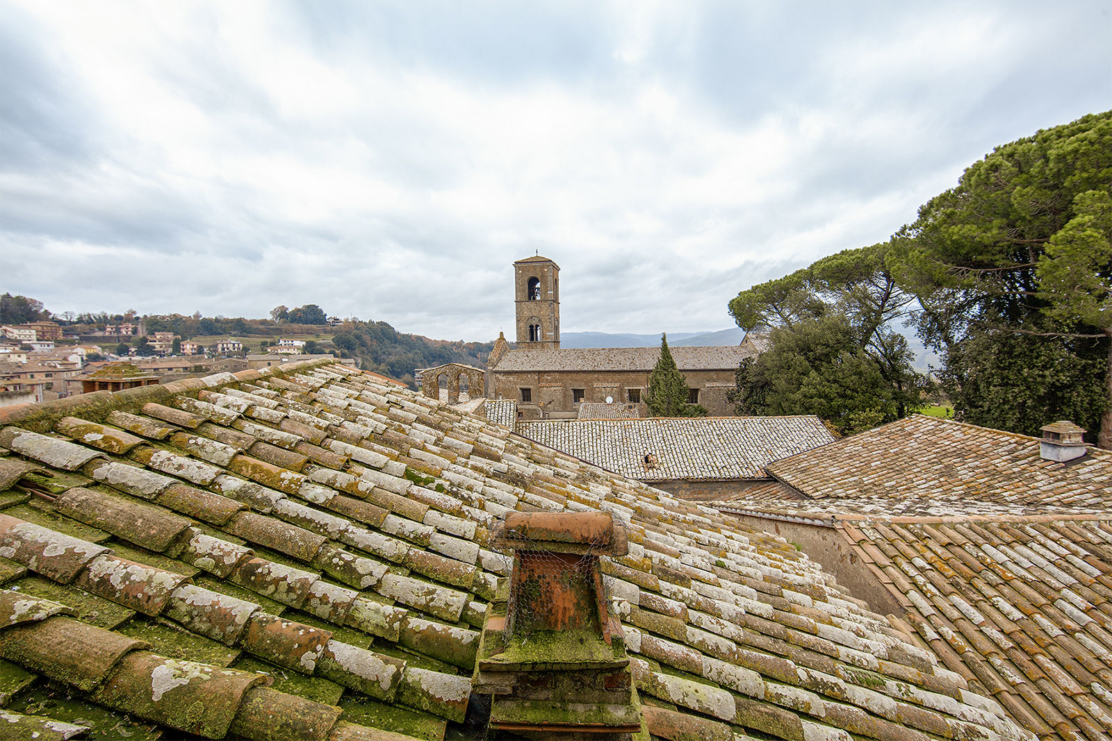 Frescoed palazzo hits the market for €2.5m in Acquapendente