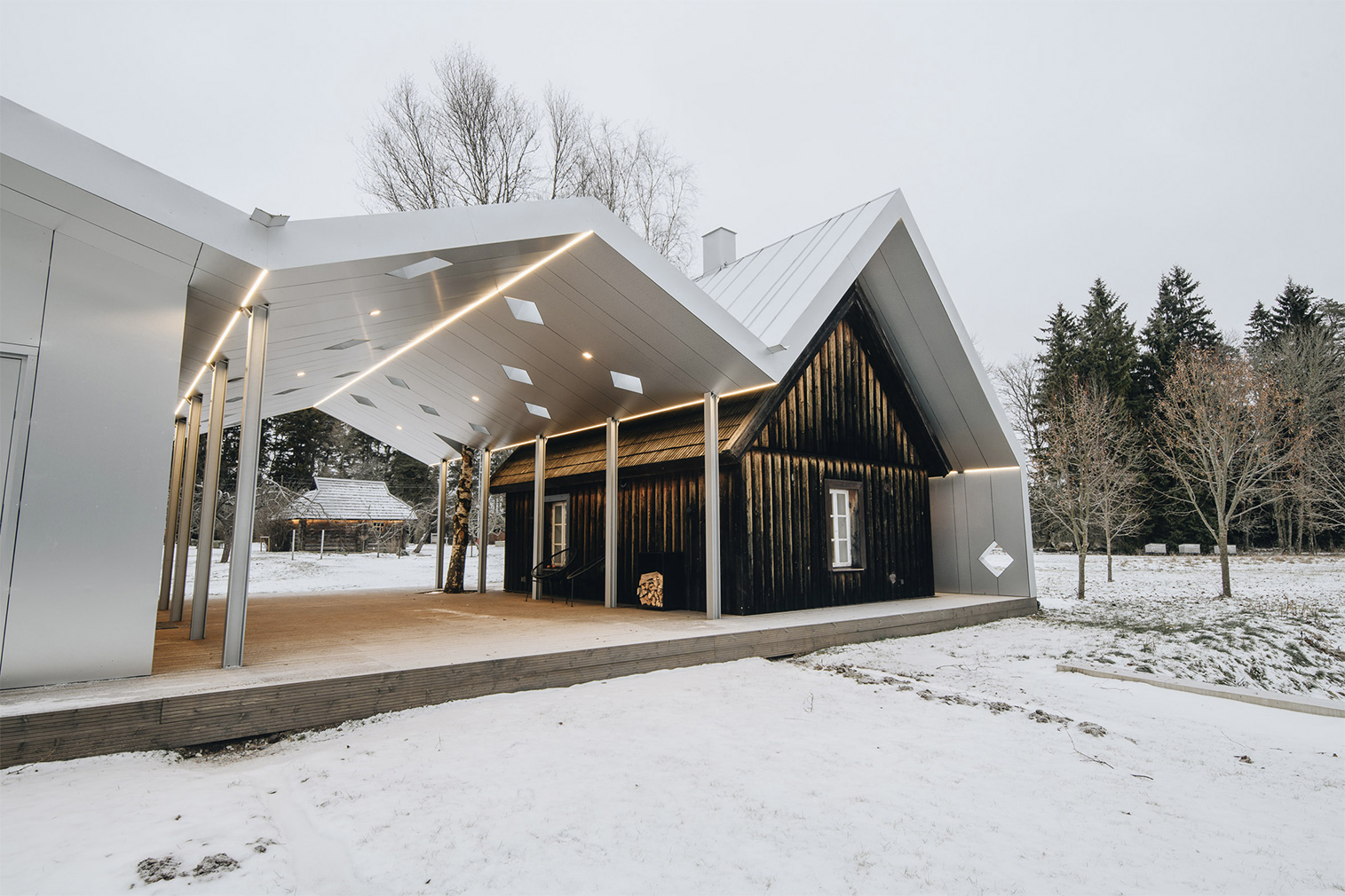 This zig-zag sauna cuts a sharp silhouette in Estonia