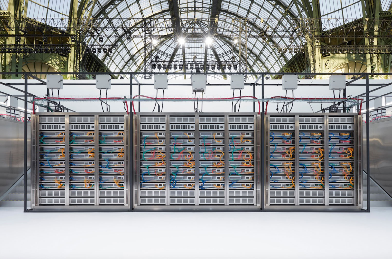 Data Centre Chanel - SS17 fashion show set