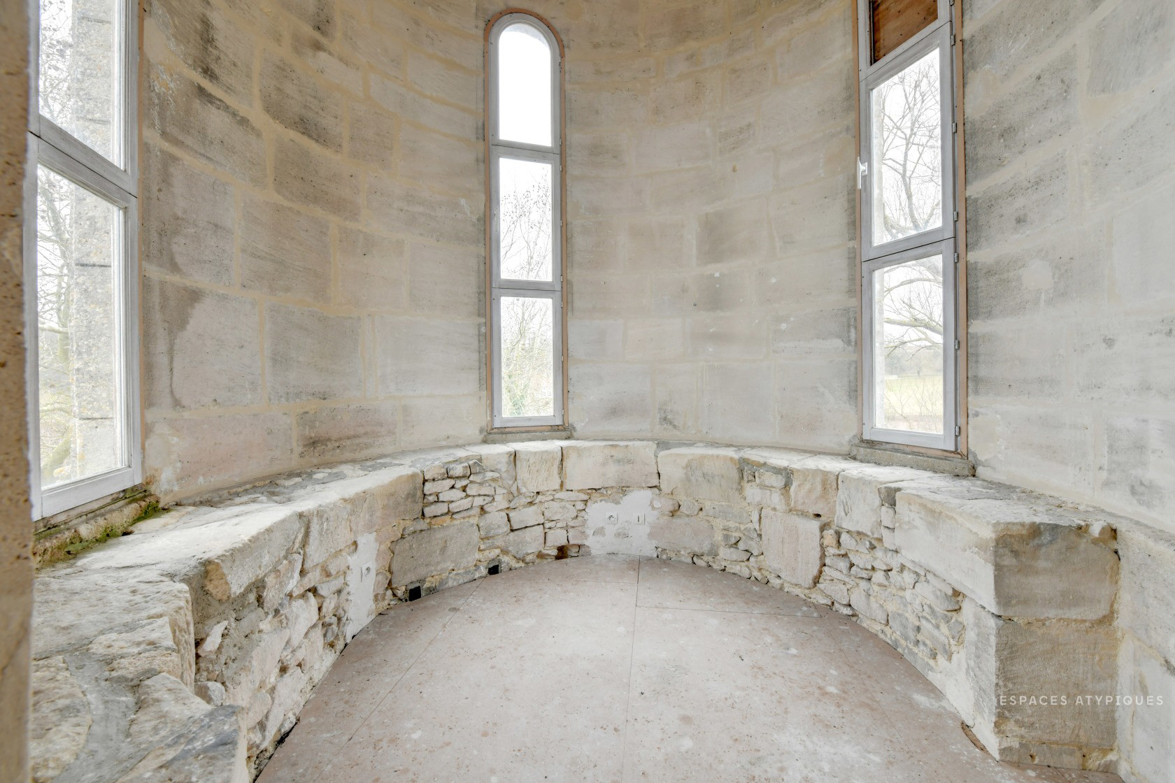 Ready-to-renovate chapel lists for €245k in Picardy