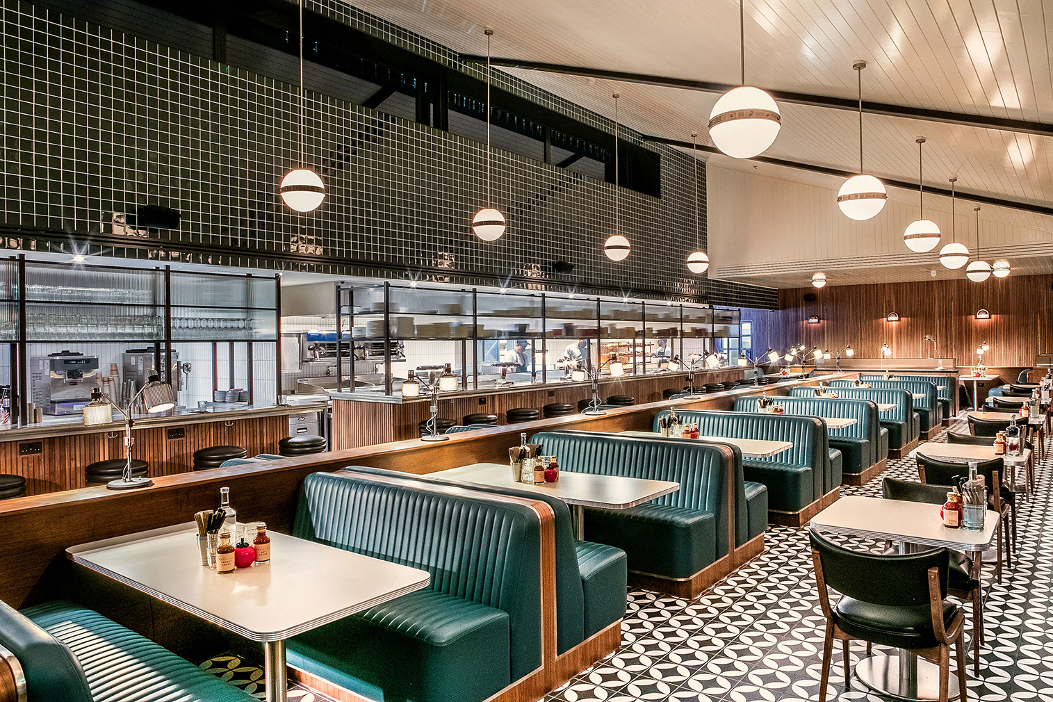 Mollie’s Motel & Diner by Soho House offers ‘budget luxury’ in Oxfordshire