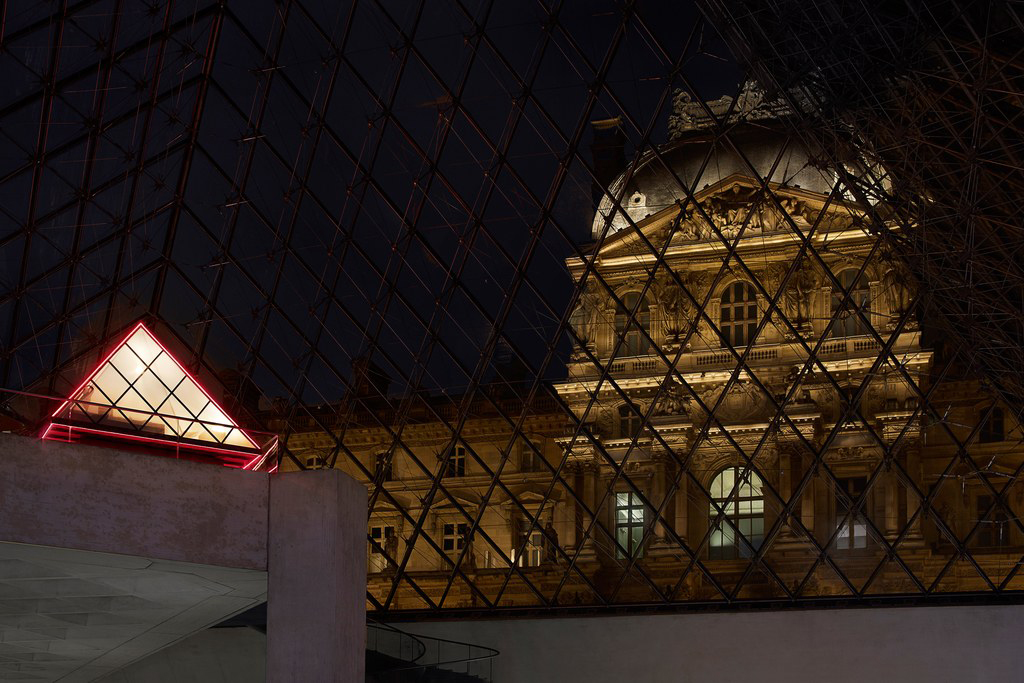 Spend the night in the Louvre courtesy of Airbnb