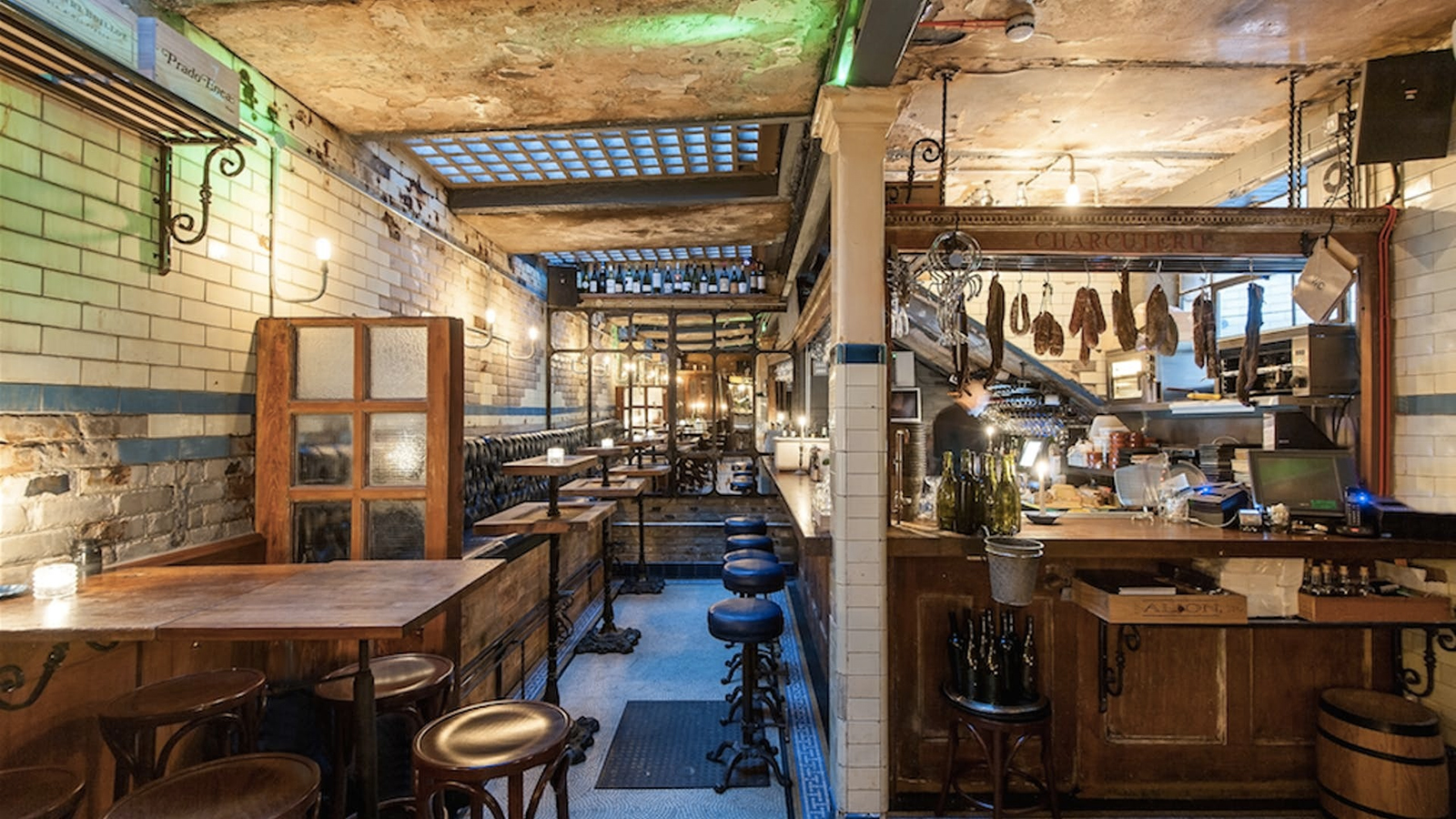 WC Clapham – a London restaurant in a former public lavatory