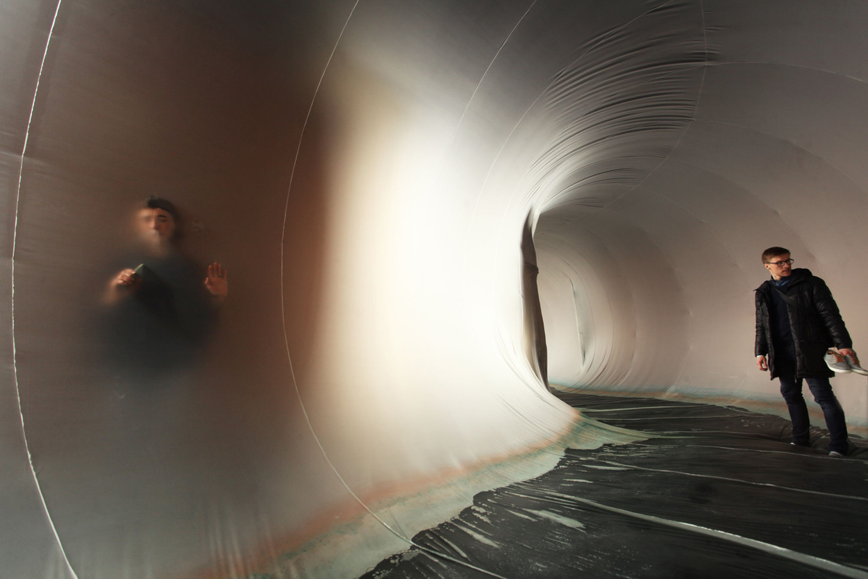Plastique Fantastique creates a blurry dreamscape at the Venice Biennale