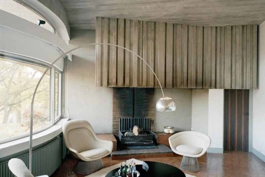 Supermodernist home by Claude Parent for sale in France's Bois-le-Roi