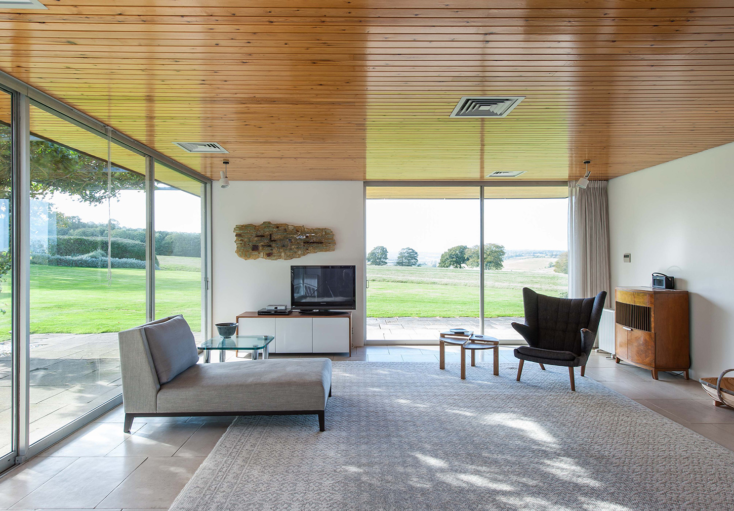 Mies-inspired midcentury home is for sale in the UK's Rye