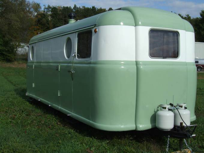A restored version of the 1948 Palace Royale trailer. Via Mobile Home Living