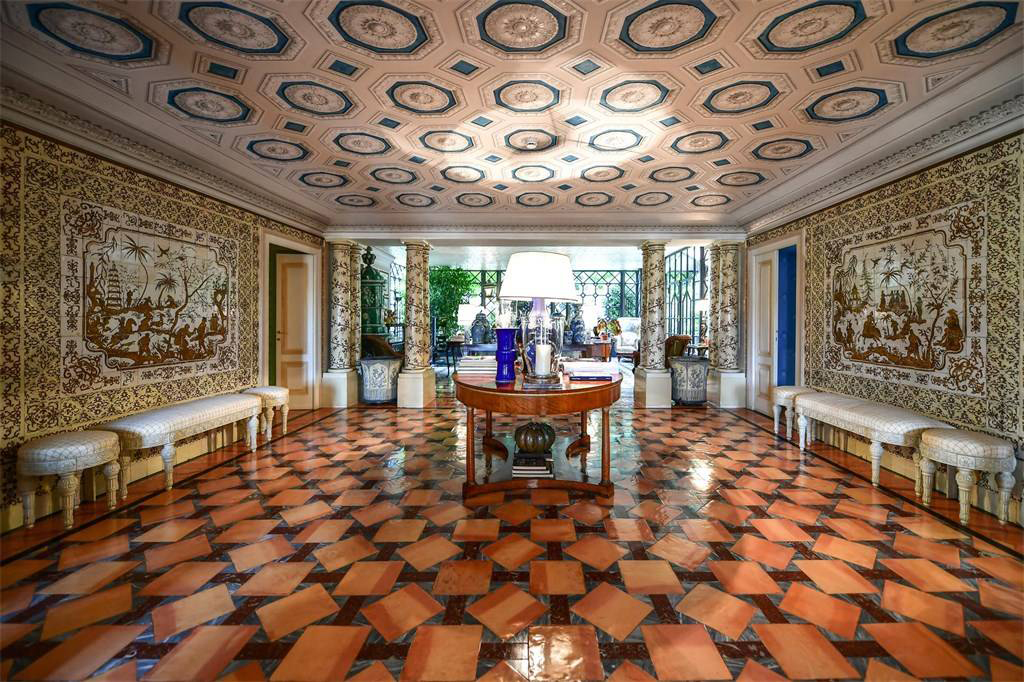 Valentino’s Tuscan villa has hit the market for €12m