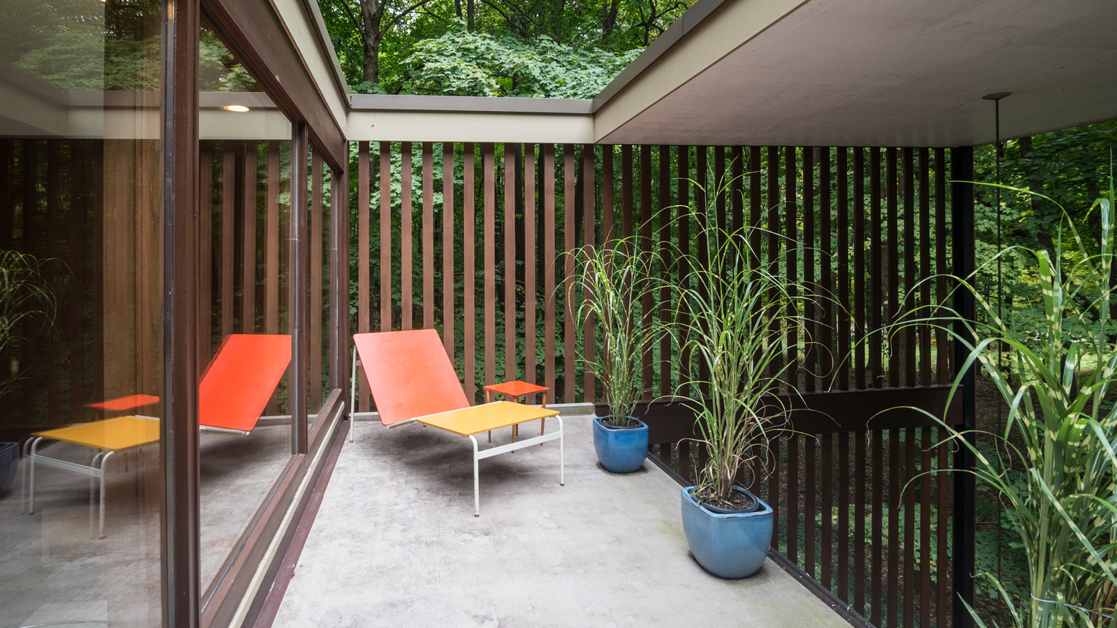 The Tivadar and Dorothy Balogh House - screened exterior and balcony