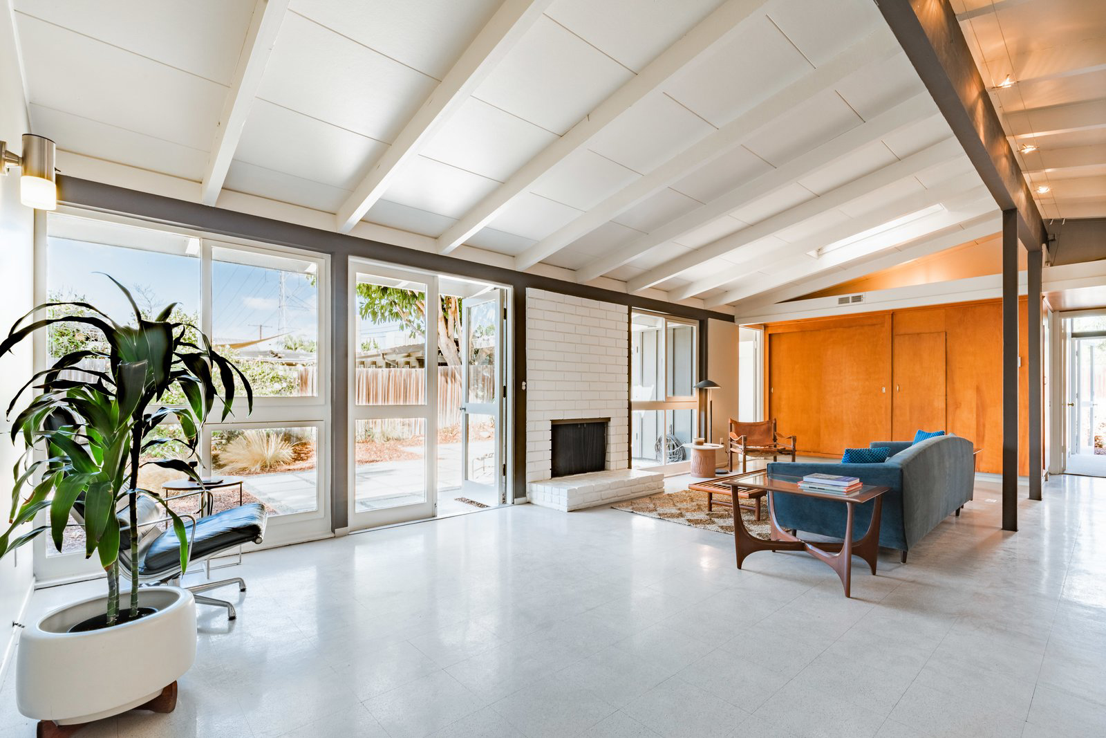 A restored Cliff May home lists in Long Beach for $849k