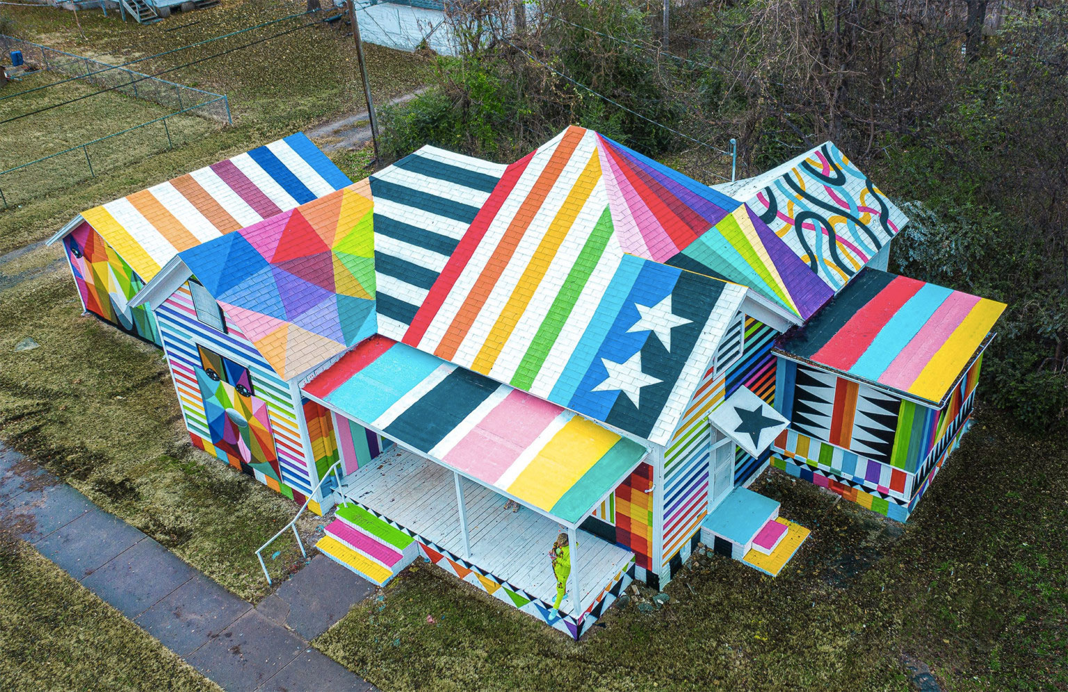 Artist Okuda San Miguel gives an Arkansas house a technicolour paint job