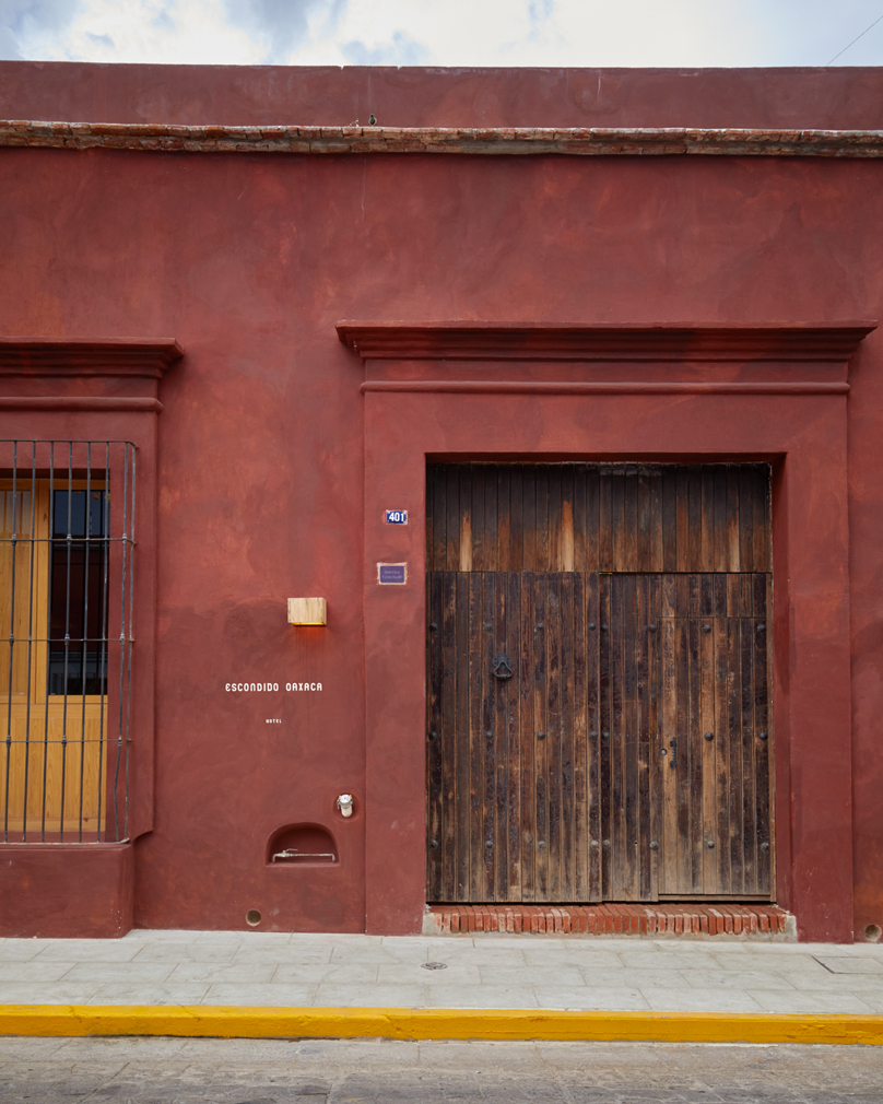 Grupa Habita's Escondido Oaxaca takes over a historic building in the coastal town