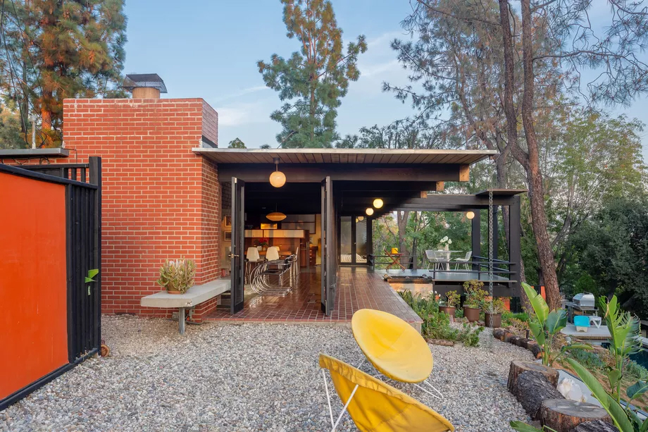 Architect’s ‘mint-condition’ midcentury home is renting for $7k in California’s Eagle Rock