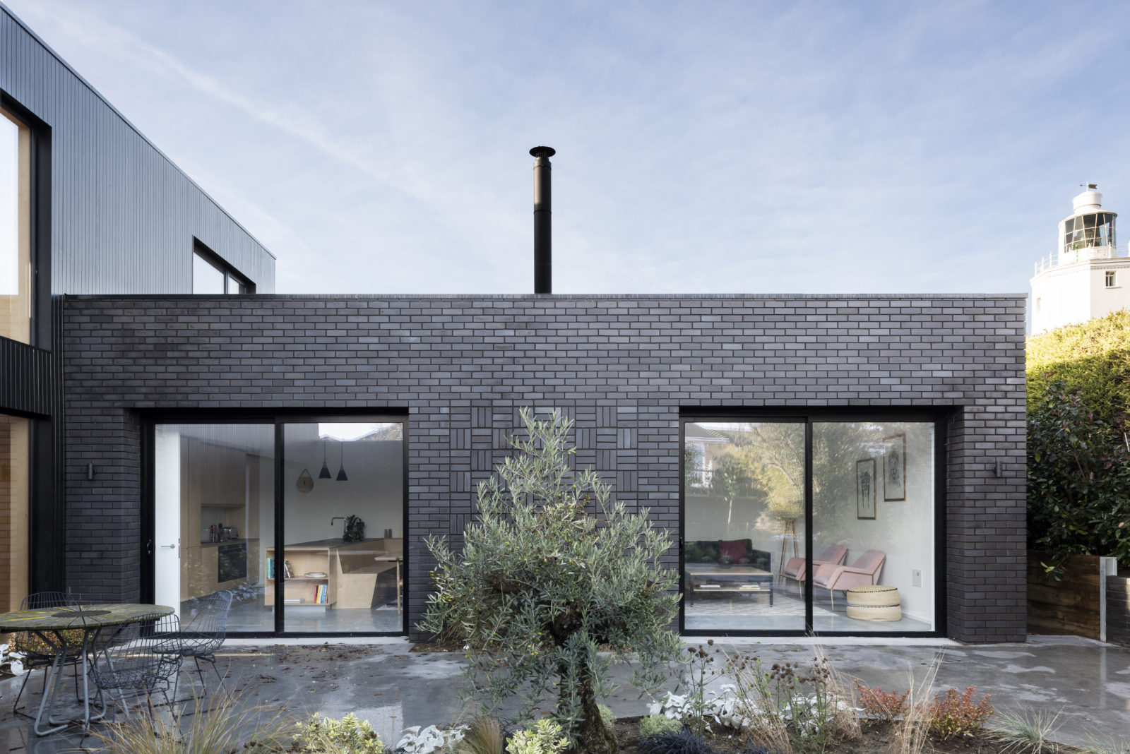 Coastal Kent retreat Flint House has black patterned brickwork