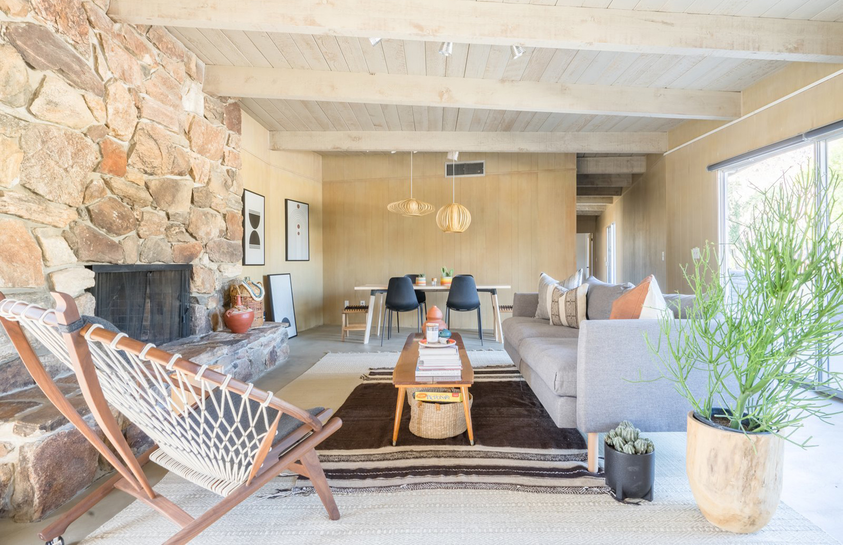This desert modernist retreat hunkers down in California’s largest state park