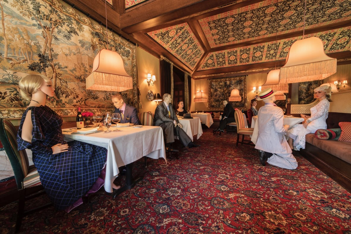 The Inn at Little Washington in Virginia has seated mannequins at its tables