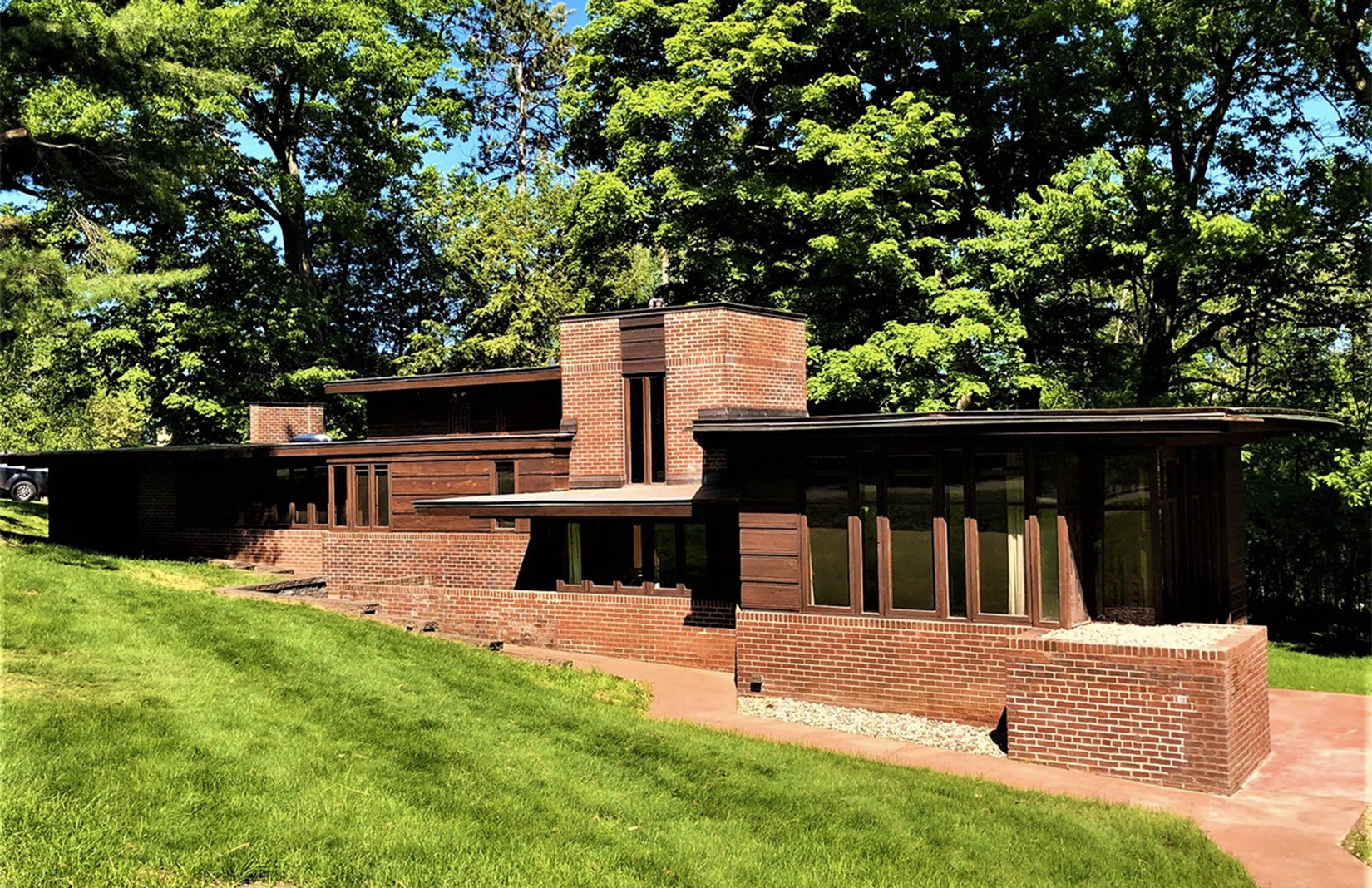 Charles Manson House by Frank Lloyd Wright for sale in Wisconsin