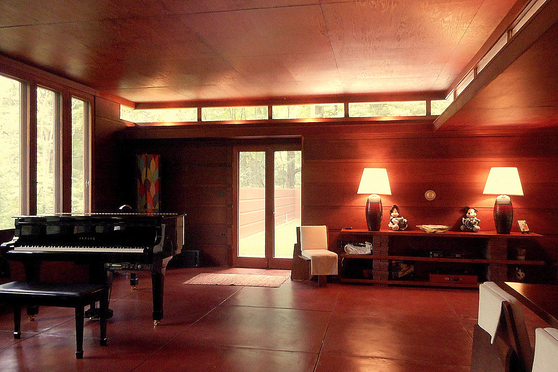  Frank Lloyd Wright’s Goetsch-Winckler House in Okemos, Michigan lists for $479,000 directly