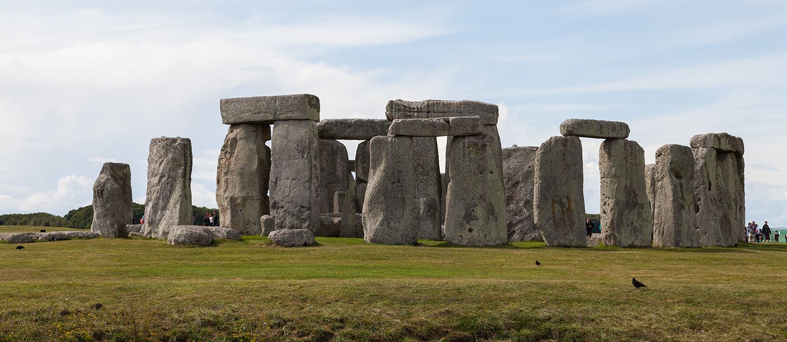 Stonehenge (wideshot) showing its colossal prehistoric ruins in full