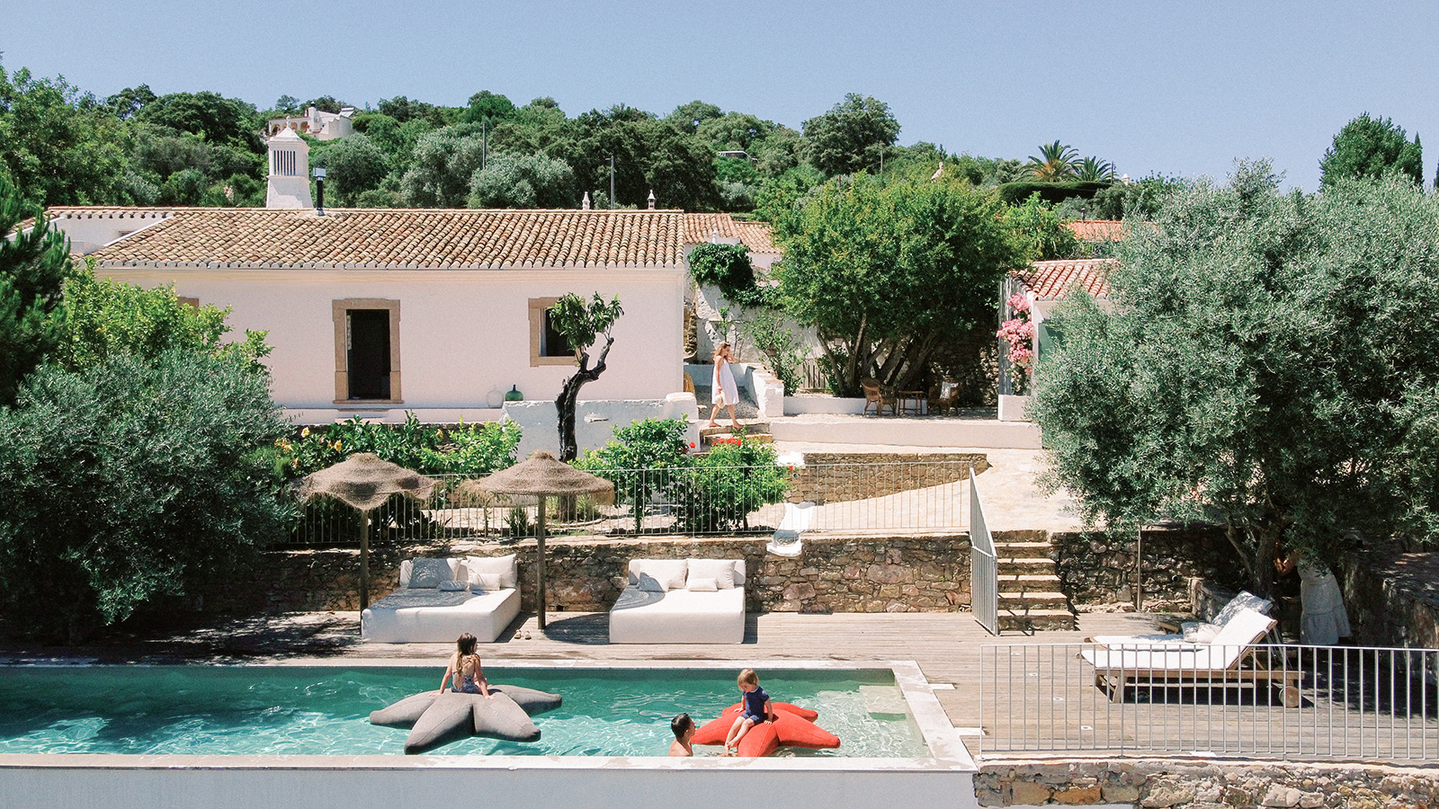 Casa 1876 boutique hotel and holiday villa in Portugal
