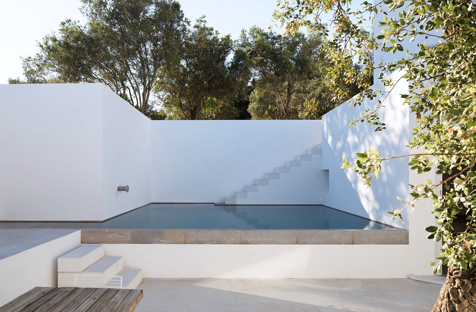 Minimalist Algarve retreat Casa Luum is for sale