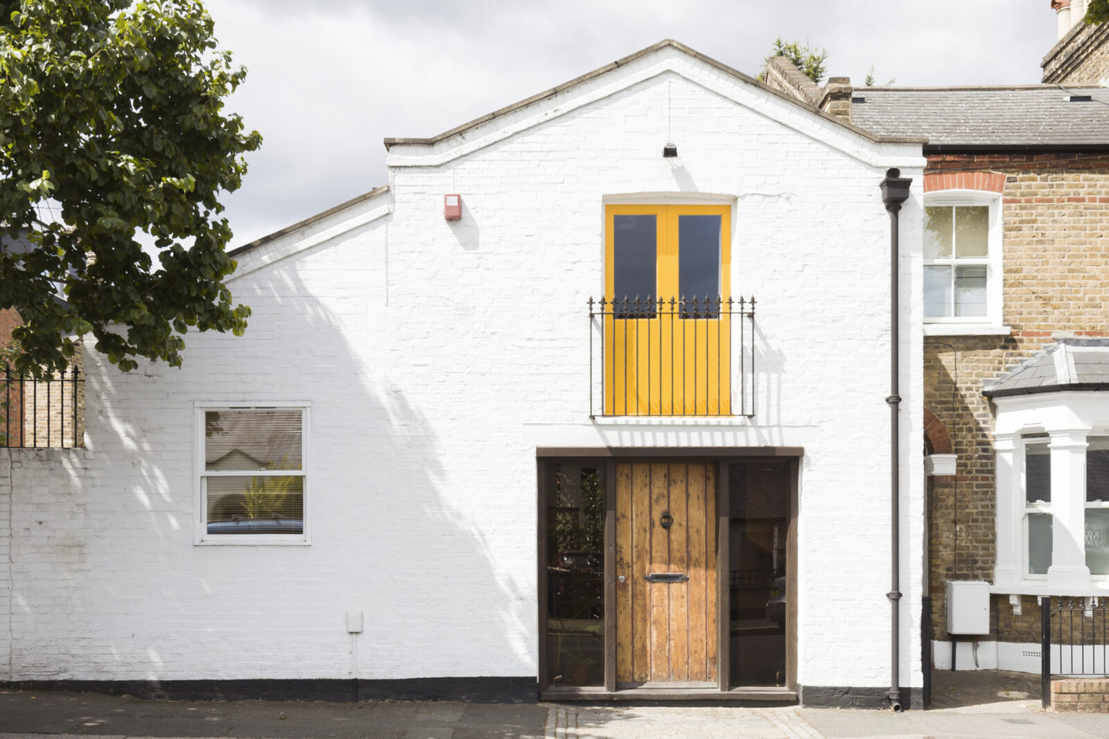Converted stable asks for £1.25m in London’s East Dulwich