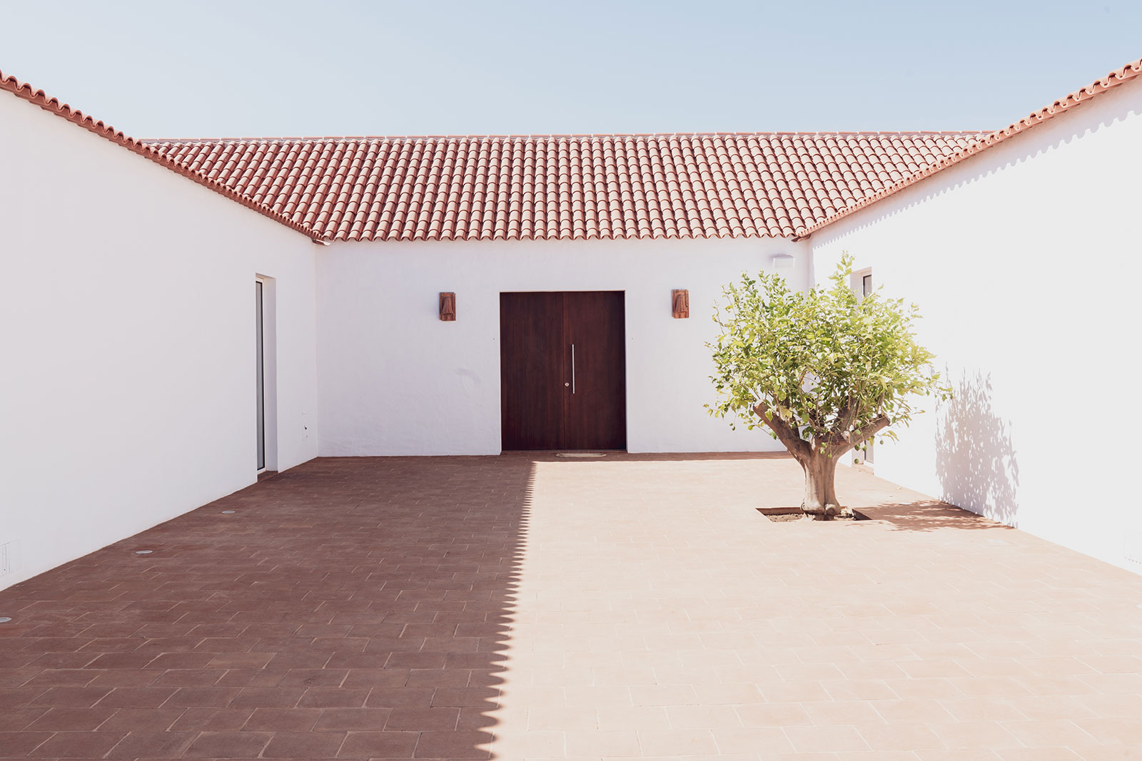 Casa do Ancoradouro. Photography: Francisco Van Zeller