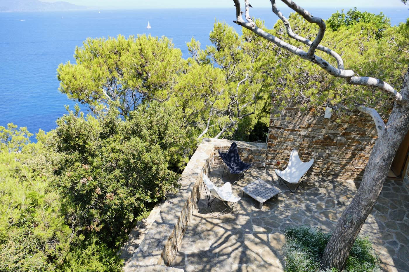 Clifftop Cap-Bénat villa has dramatic views of the Mediterranean