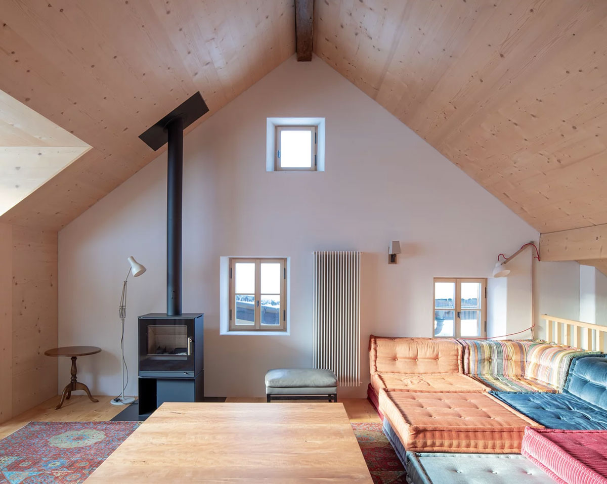 Jonathan Tuckey revives a 17th-century as a contemporary chalet - The Nossenhaus